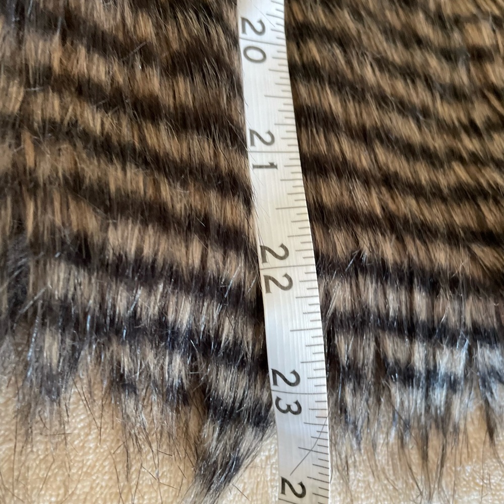 Jack by BB Dakota Faux Fur Striped Vest - Size S - Picture 10 of 12